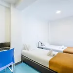 Hi - De Juventude Hostel *