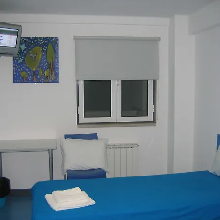 Hi - De Juventude Hostel *