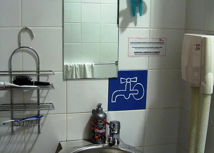 Hi - De Juventude Hostal Lisboa