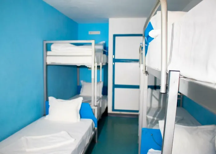 Hostal Hi - De Juventude